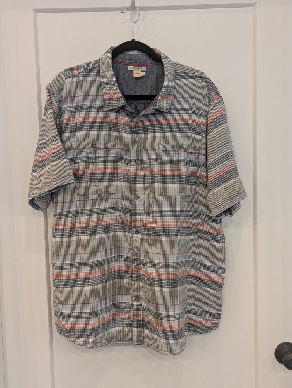 Carbon2Cobalt Mens XL Short Sleeve Button Up Red White Blue Plaid Chambray